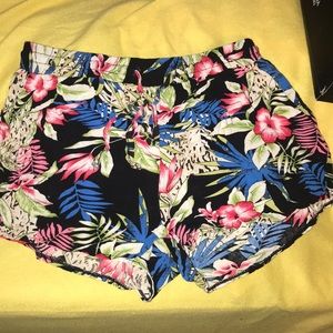 Floral print flowy Shorts